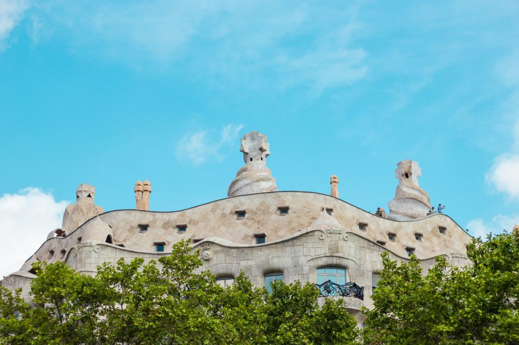 La-pedrera-gaudi-barcelona